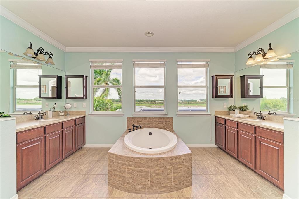 8438 Webber Road Sarasota, FL 34240 - Photo 55 of 68 Gallery Image 55
