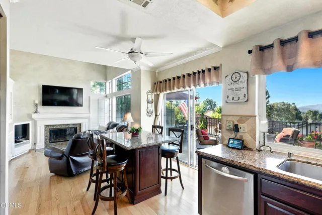 $799,000 | 1095 Amberton Lane, Thousand Oaks, CA 91320