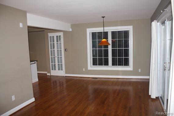 527 Fisher Road Grosse Pointe, MI 48230 - Photo 7 of 13 527F5a.jpg