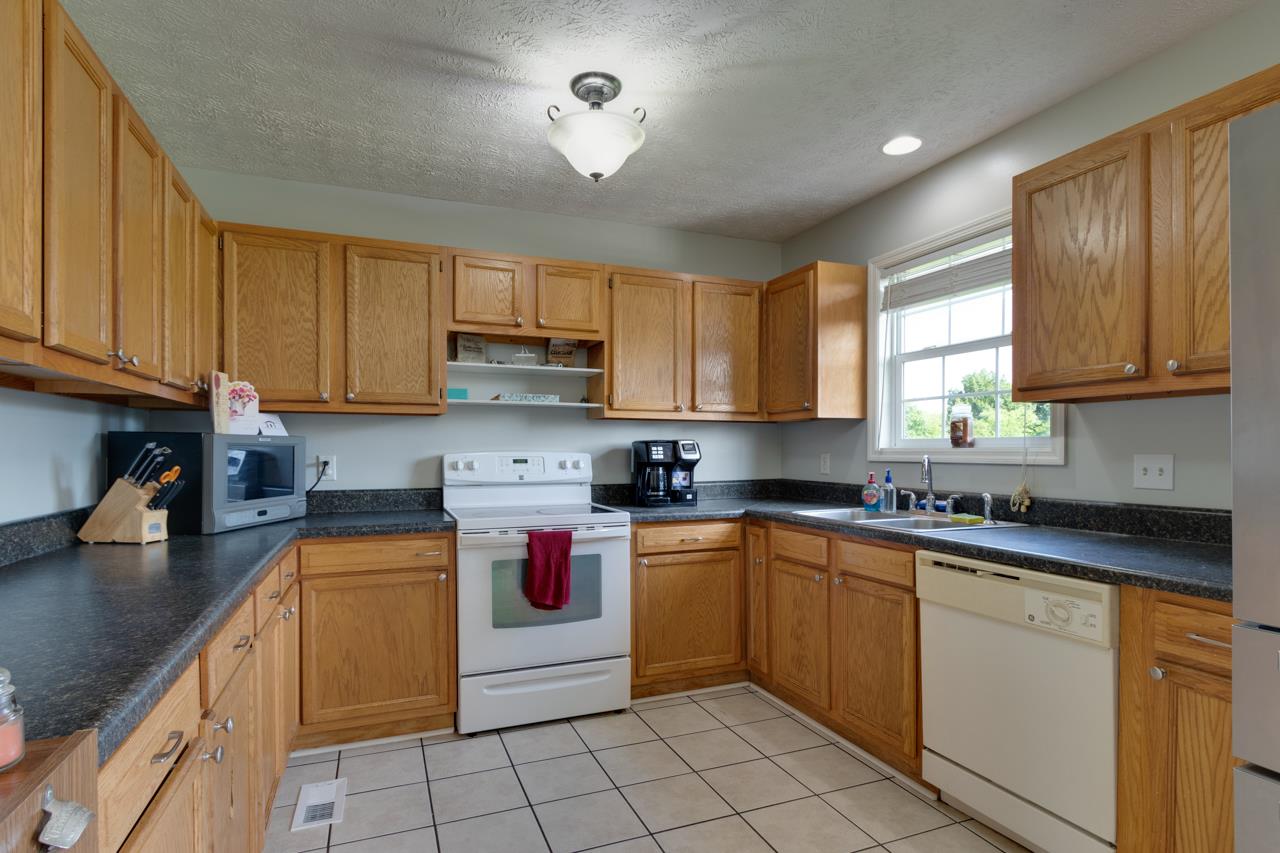 88 Trent Road Lafayette, TN 37083 - Photo 11 of 28 Gallery Image 11