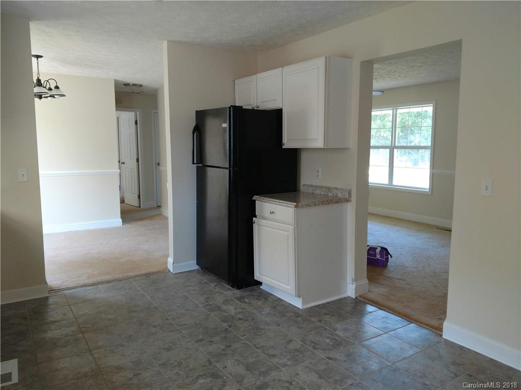 137 Forest Dellinger Road Bessemer City, NC 28016 - Photo 3 of 20 Gallery Image 3