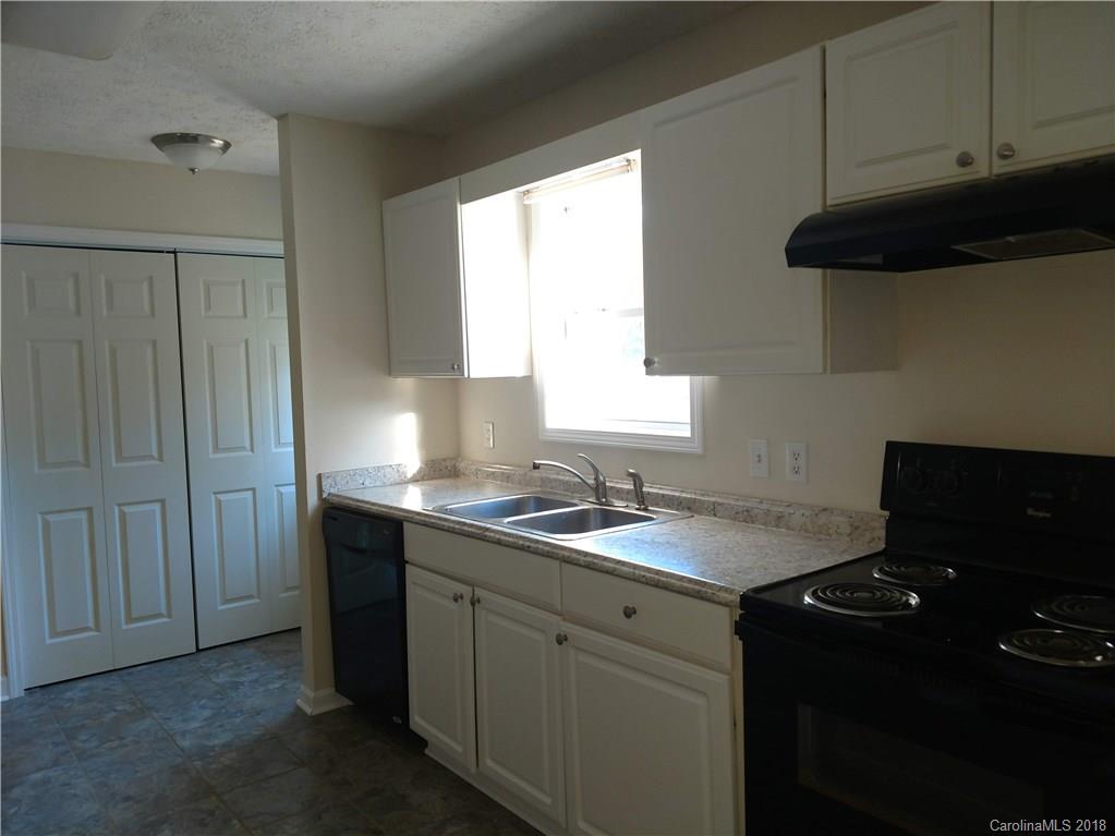 137 Forest Dellinger Road Bessemer City, NC 28016 - Photo 6 of 20 Gallery Image 6