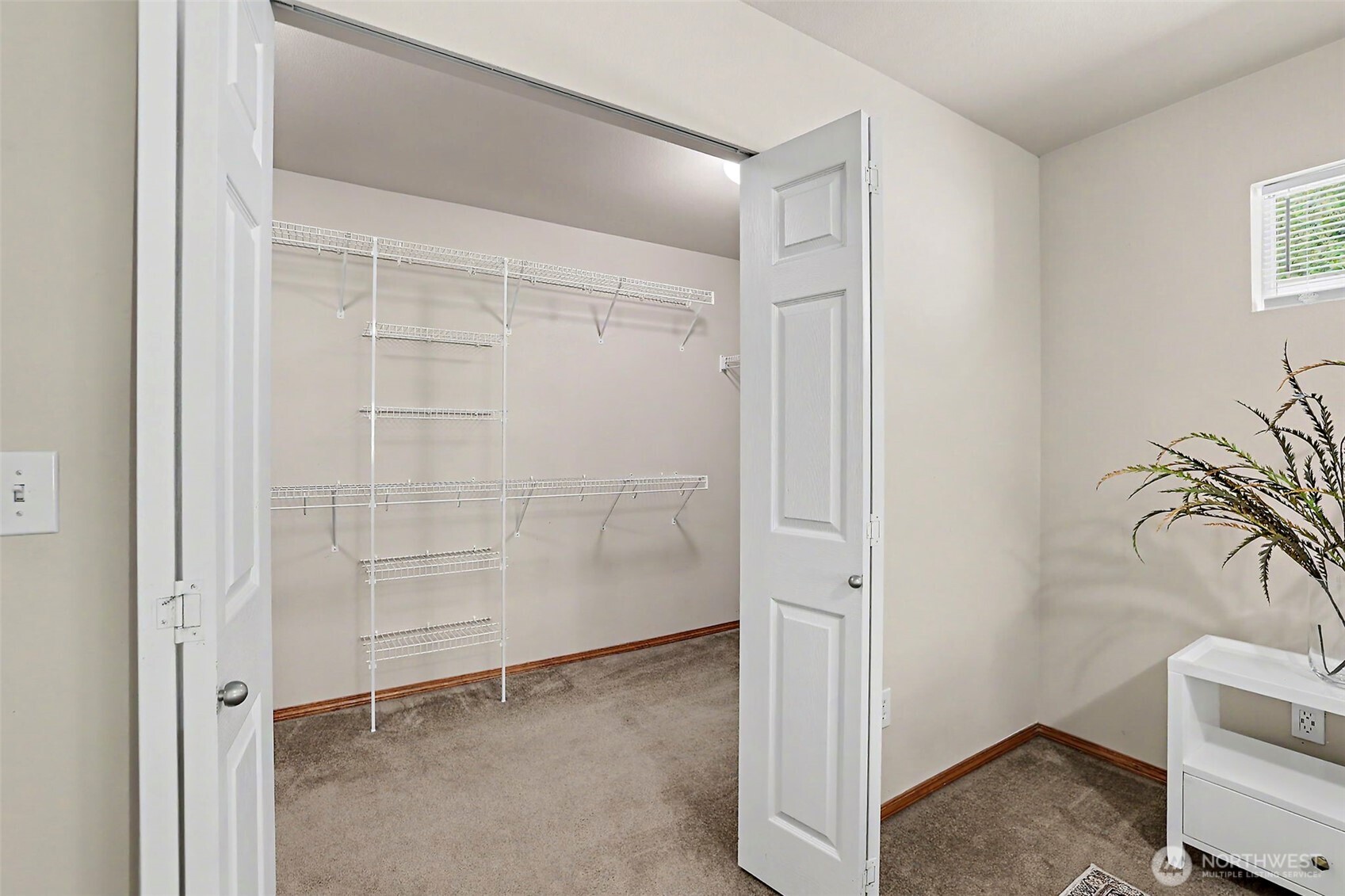 4011 160th Place Southeast Bothell, WA 98012 - Photo 28 of 33 Gallery Image 28