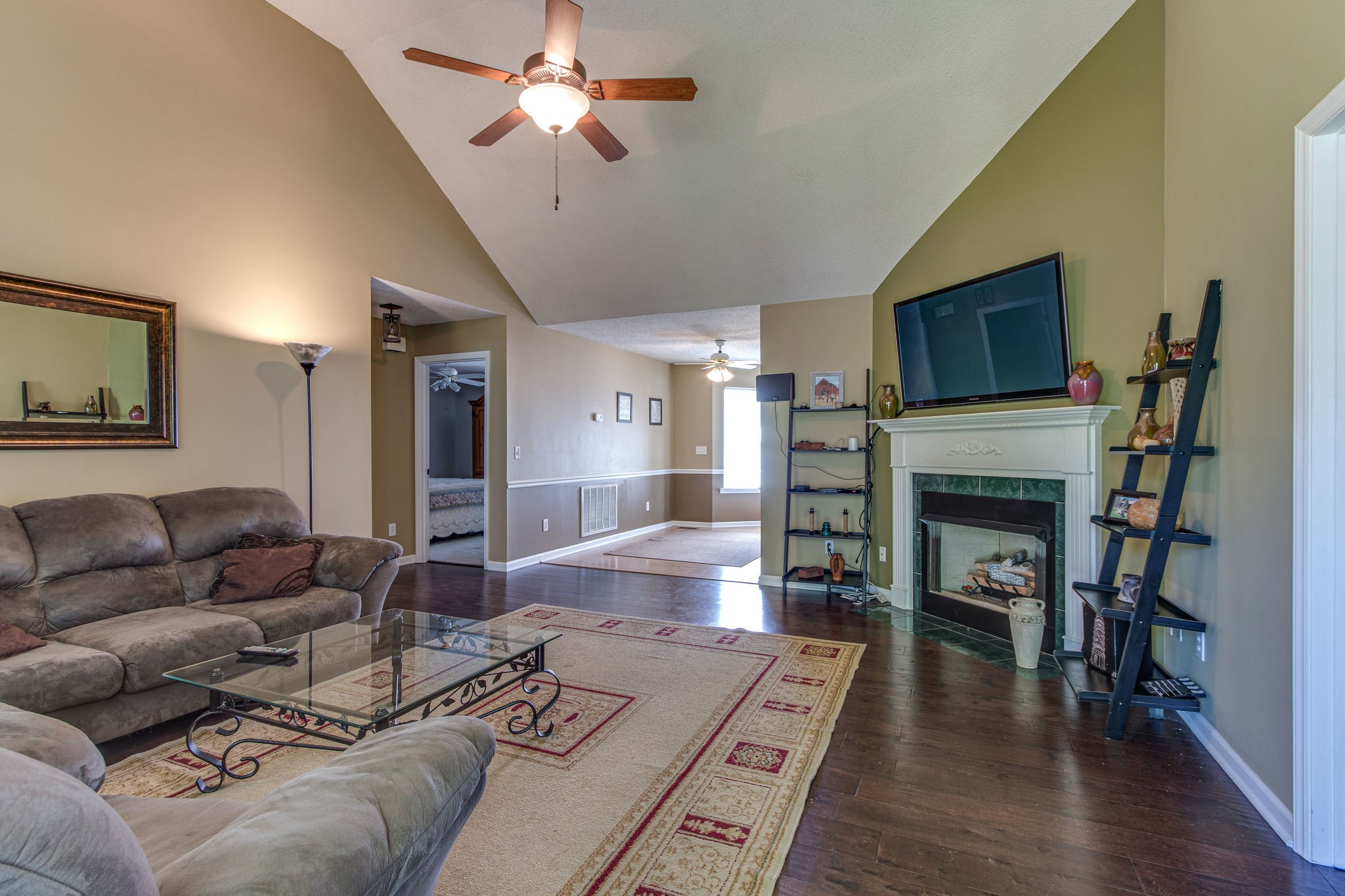 220 Shrewsbury Road Murfreesboro, TN 37129 - Photo 3 of 16 Gallery Image 3