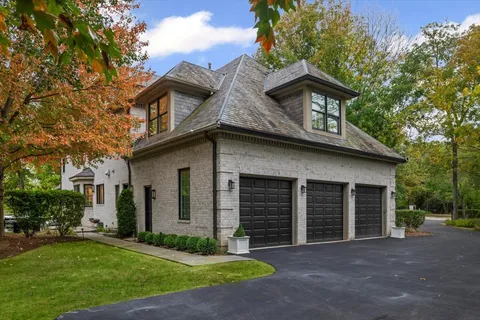 $2,349,000 | 625 Leland Court, Lake Forest, IL 60045