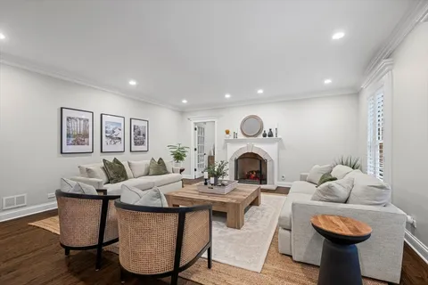 $2,349,000 | 625 Leland Court, Lake Forest, IL 60045