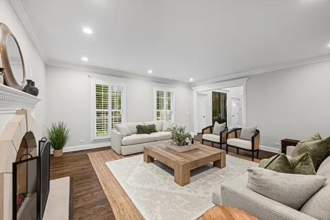 $2,349,000 | 625 Leland Court, Lake Forest, IL 60045