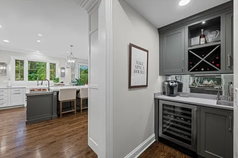 $2,349,000 | 625 Leland Court, Lake Forest, IL 60045