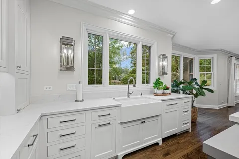 $2,349,000 | 625 Leland Court, Lake Forest, IL 60045