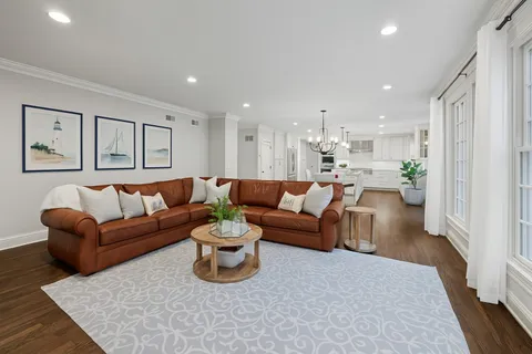 $2,349,000 | 625 Leland Court, Lake Forest, IL 60045