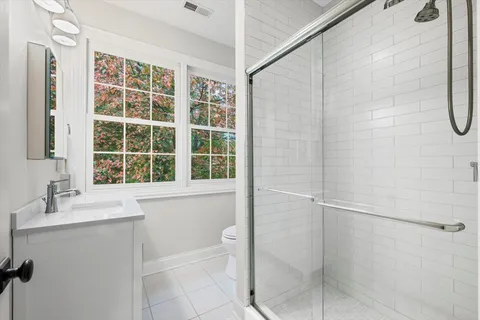 $2,349,000 | 625 Leland Court, Lake Forest, IL 60045