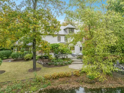 $2,349,000 | 625 Leland Court, Lake Forest, IL 60045