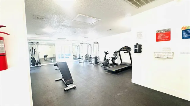 $1,250 | 7200 East Bank Drive, Tampa, FL 33617