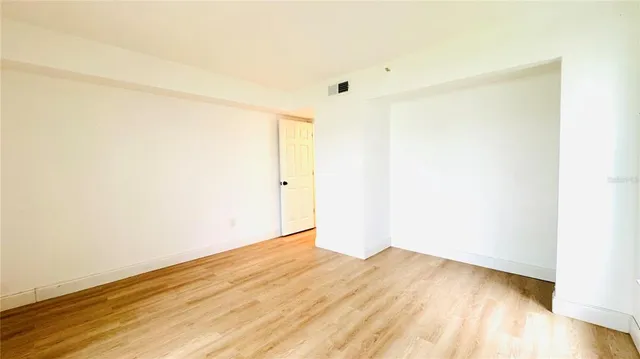 $1,250 | 7200 East Bank Drive, Tampa, FL 33617