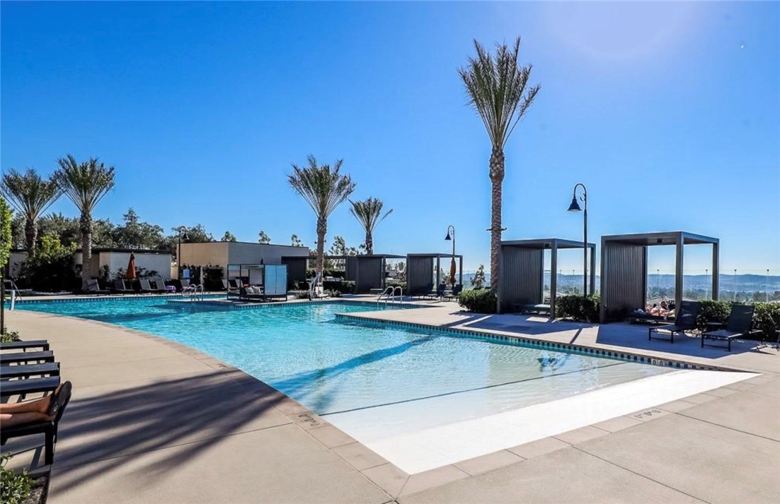 454 Palermo Lake Forest, CA 92630 - Photo 43 of 44 a view of a backyard with plants and palm tree