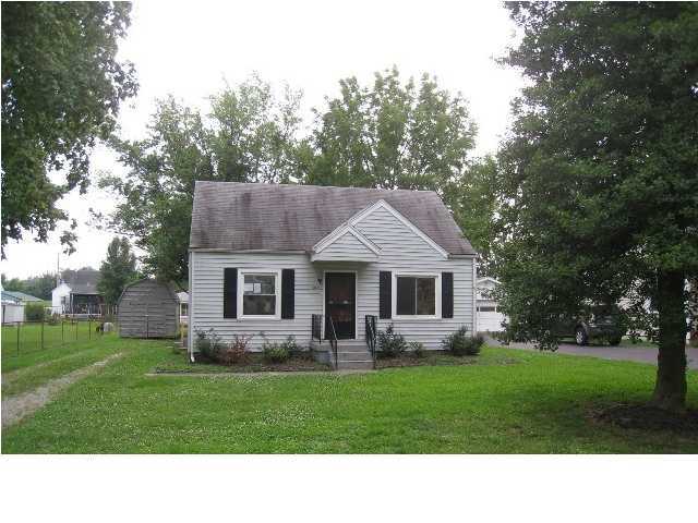 1028 Reeves Road Louisville, KY 40219 - Photo 1 of 7 Primary Photo