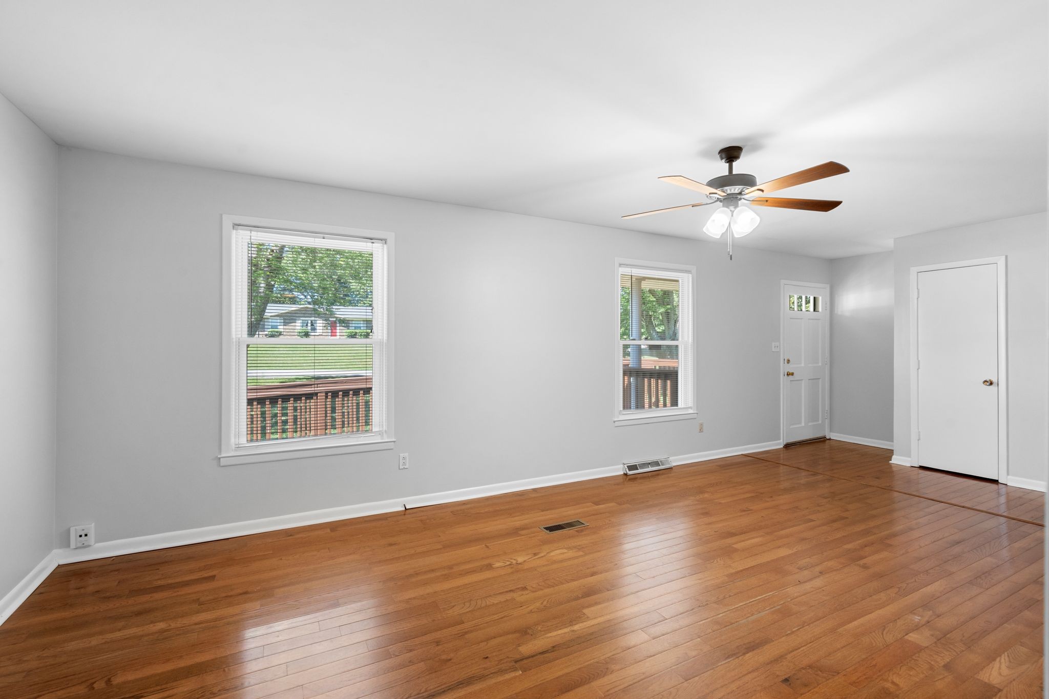 211 Stonewall Road Columbia, TN 38401 - Photo 7 of 37