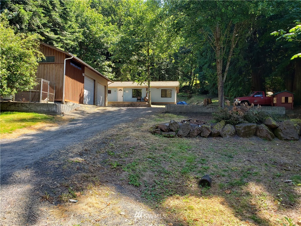 956 Coal Creek Road Longview, WA 98632 - Photo 2 of 16 Gallery Image 2