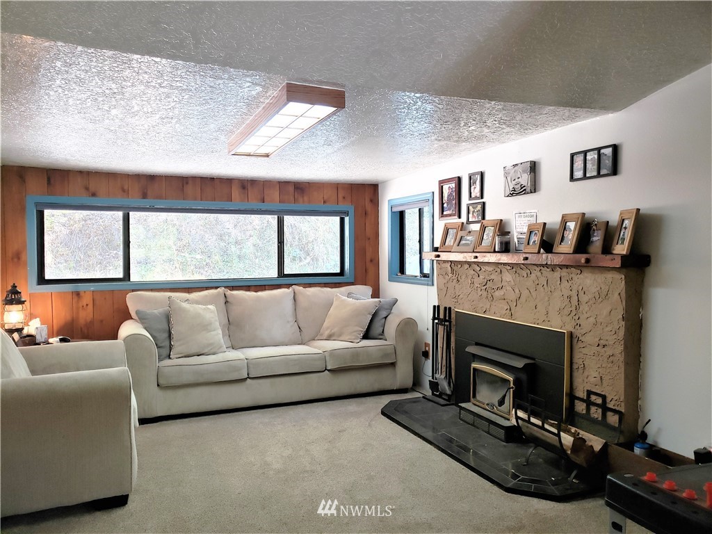 956 Coal Creek Road Longview, WA 98632 - Photo 8 of 16 Gallery Image 8