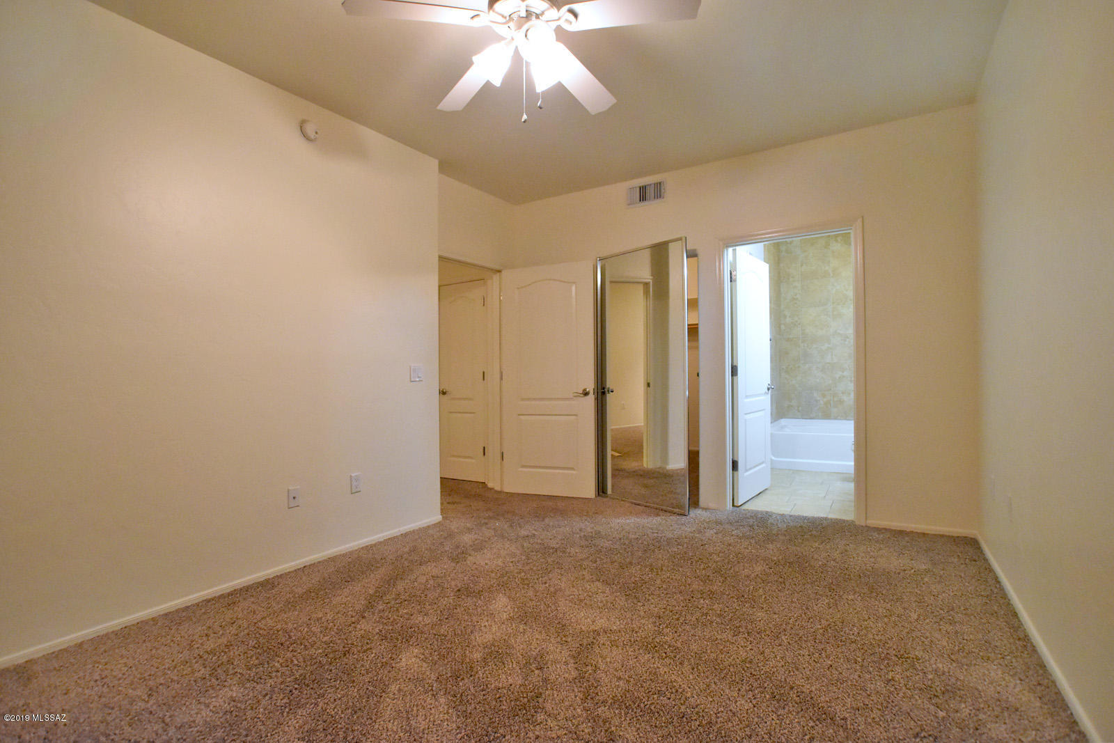 2550 East River Road, Unit 11102 Tucson, AZ 85718 - Photo 11 of 28