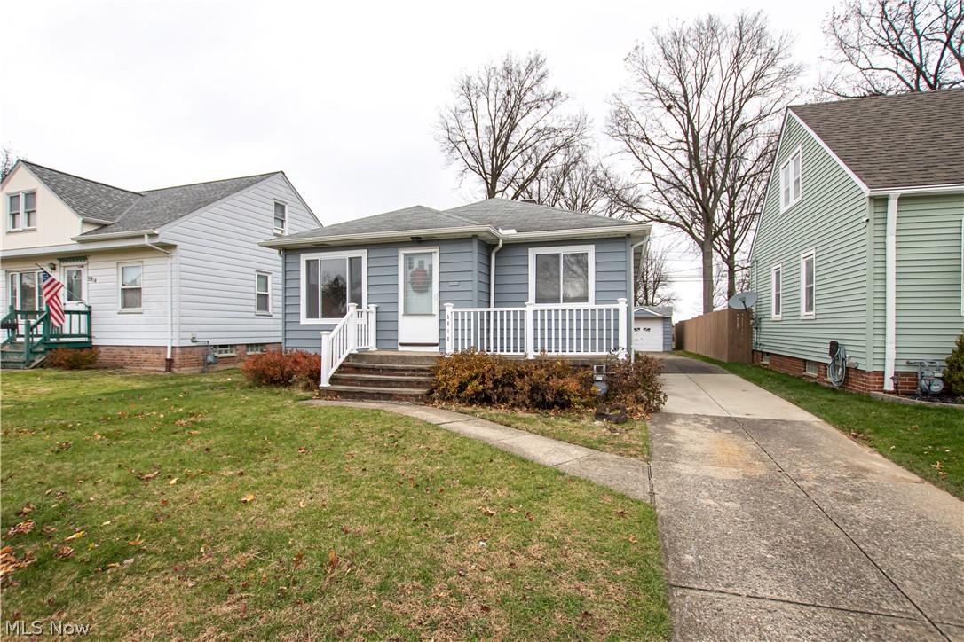5910 Ridgewood Avenue Parma, OH 44129 - Photo 2 of 22