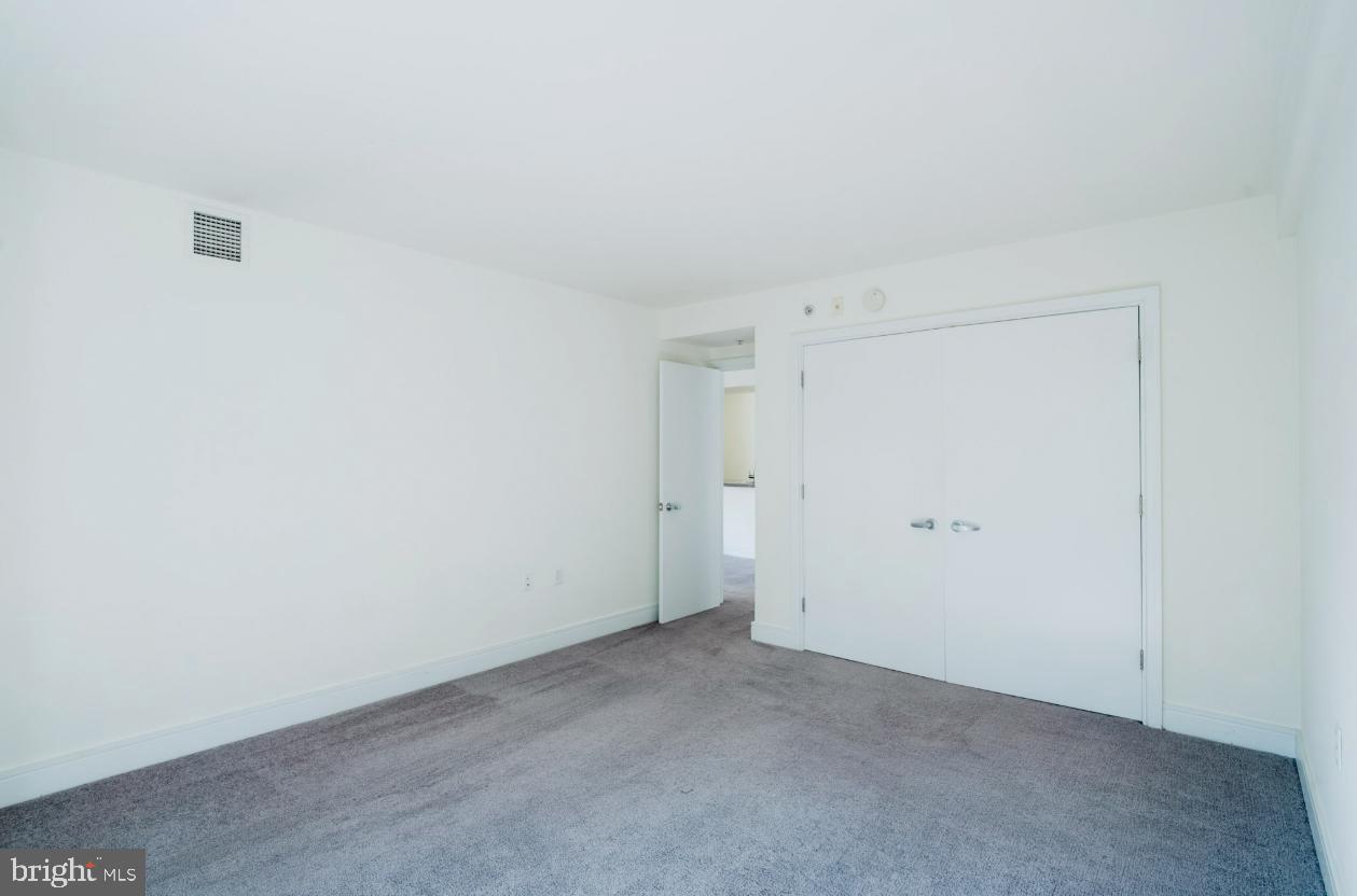 800 4th Street Southwest, Unit S501 Washington, DC 20024 - Photo 11 of 26 a view of an empty room