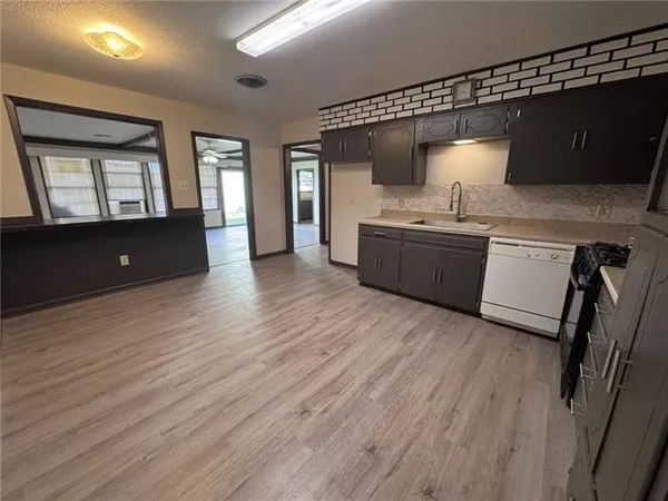 $180,000 | 461 Clayton Drive, Norco, LA 70079