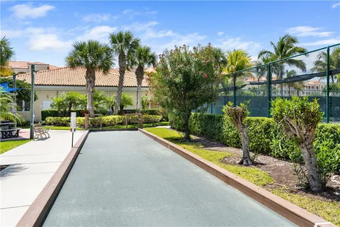 $392,000 | 19 Harbour Isle Drive West, Unit 305, Hutchinson Island, FL 34949