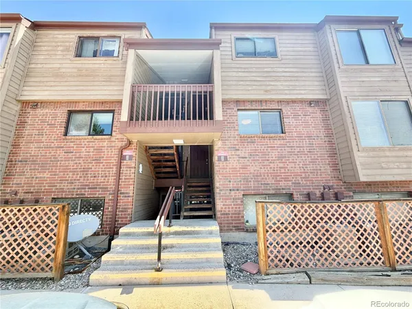 $1,595 | 314 Wright Street, Unit 202, Lakewood, CO 80228