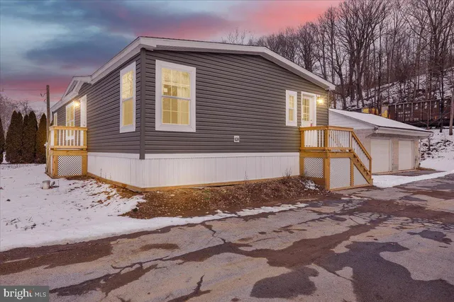 $2,000 | 875 Mohrsville Road, Shoemakersville, PA 19555