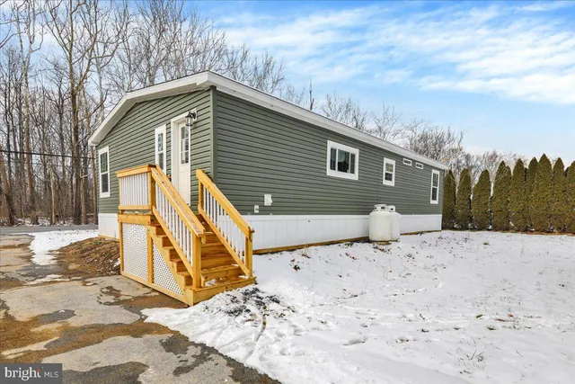 $2,000 | 875 Mohrsville Road, Shoemakersville, PA 19555