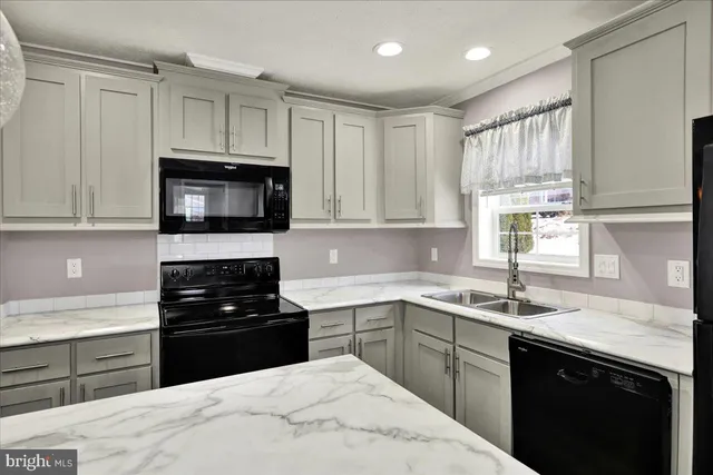 $2,000 | 875 Mohrsville Road, Shoemakersville, PA 19555