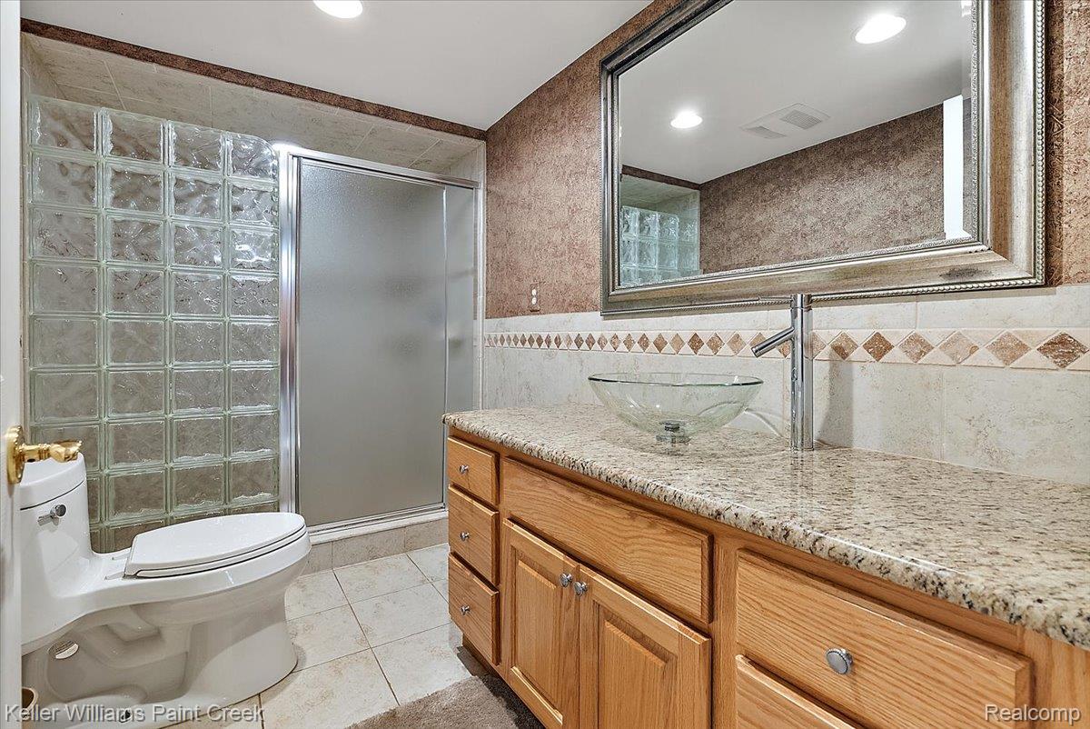 13150 Rhea Court Utica, MI 48315 - Photo 59 of 79 73-13150 Rhea-73.jpg