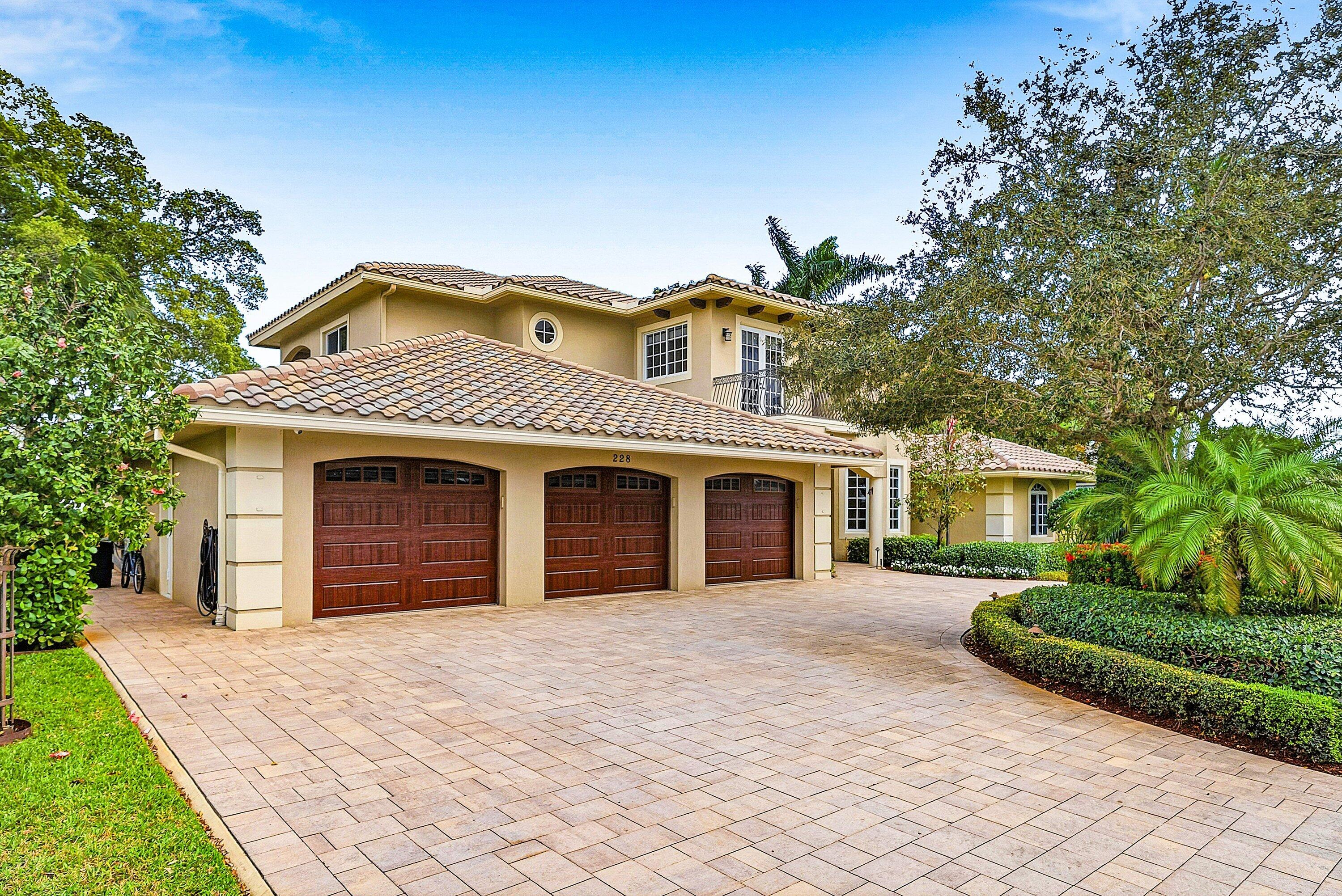 228 Orange Tree Drive Atlantis, FL 33462 - Photo 3 of 73 003-228OrangeTreeDrive-Atlantis-FL-33462
