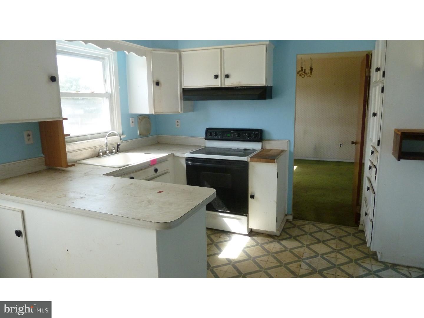 427 Old Erial Road Sicklerville, NJ 08081 - Photo 4 of 18 Gallery Image 4