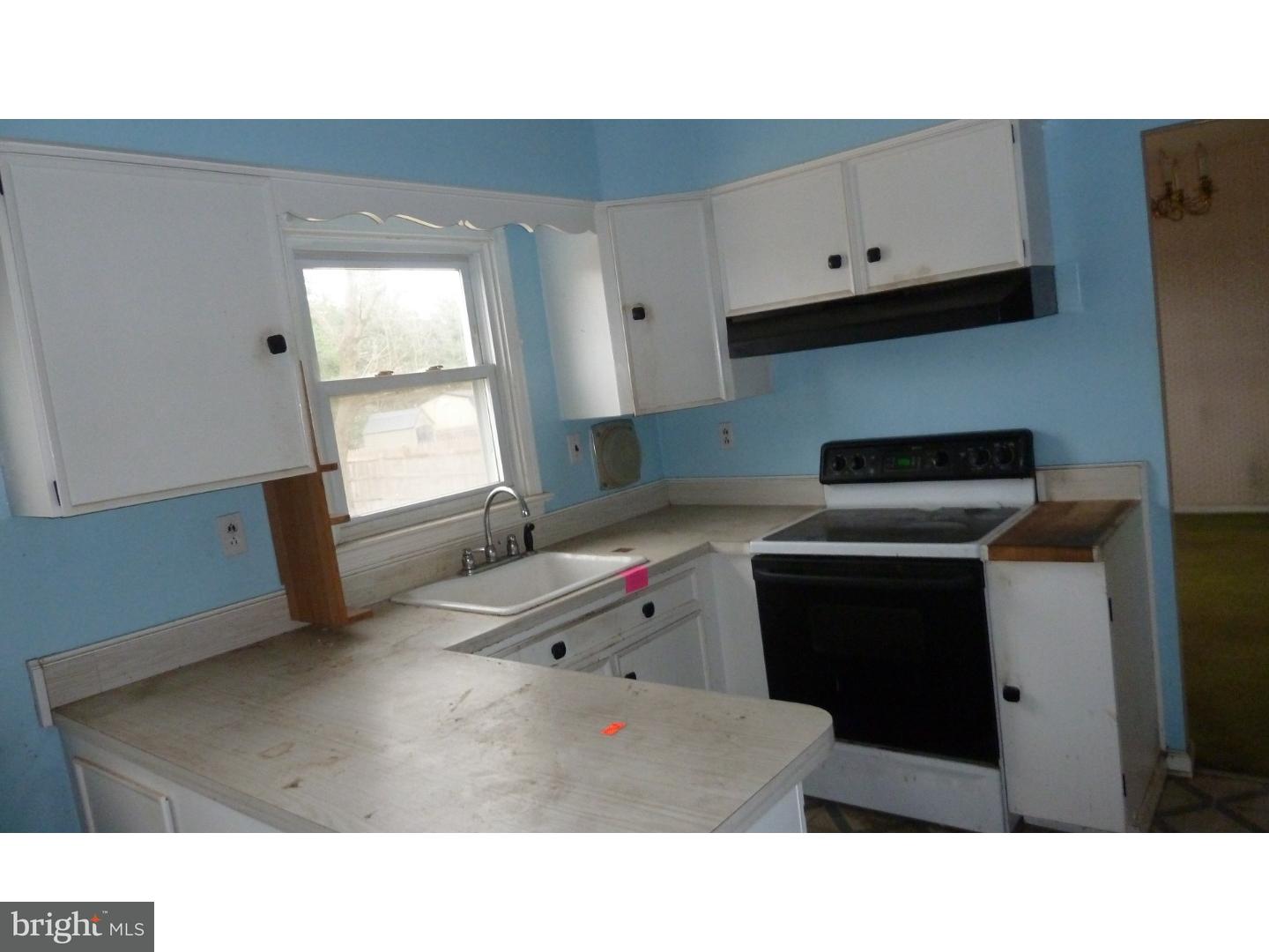 427 Old Erial Road Sicklerville, NJ 08081 - Photo 5 of 18 Gallery Image 5