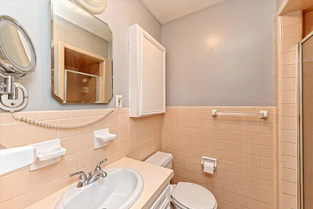 $2,900 | 5205 Brookdale Lane, Austin, TX 78723