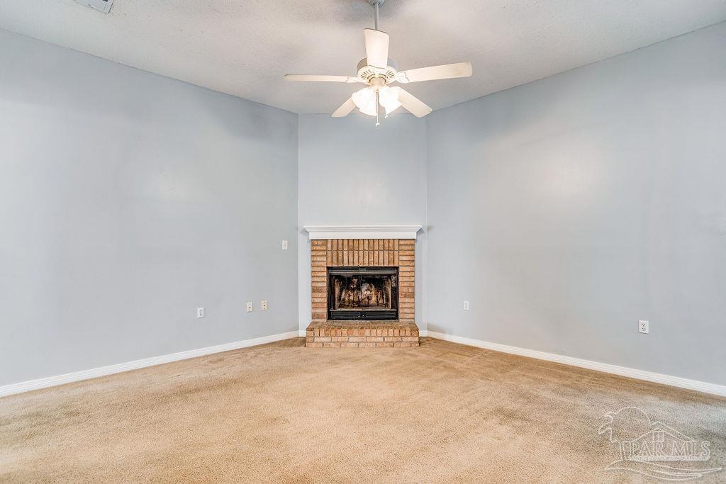 303 Rue Dianne Mary Esther, FL 32569 - Photo 14 of 31