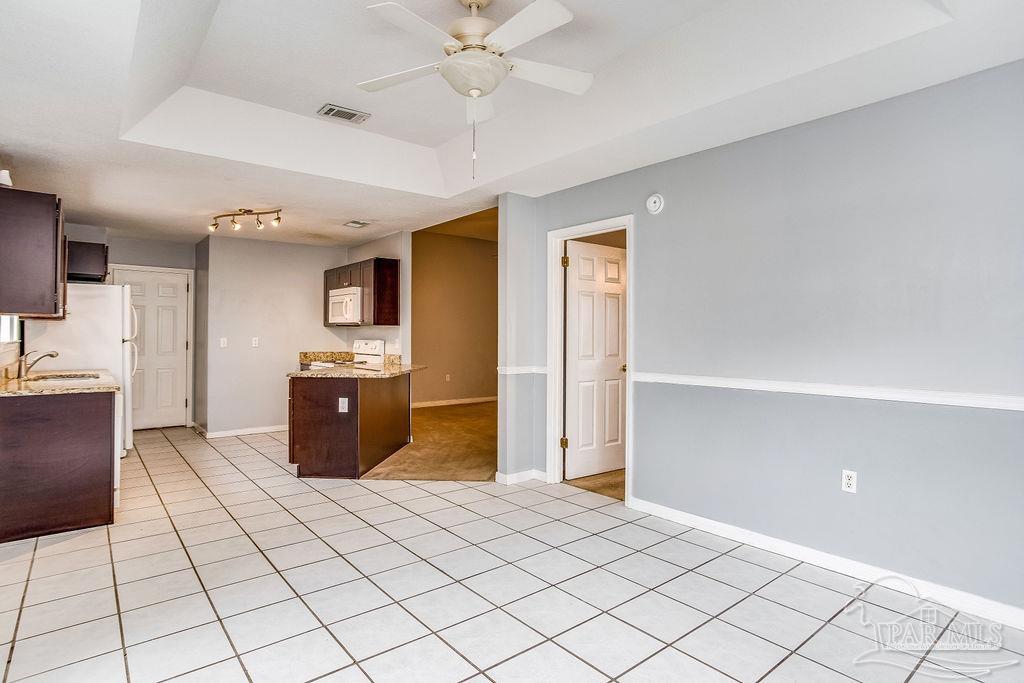 303 Rue Dianne Mary Esther, FL 32569 - Photo 9 of 31
