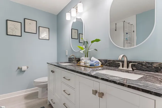 $235,000 | 9 C Hollywoods Lane, Simpsonville, SC 29681