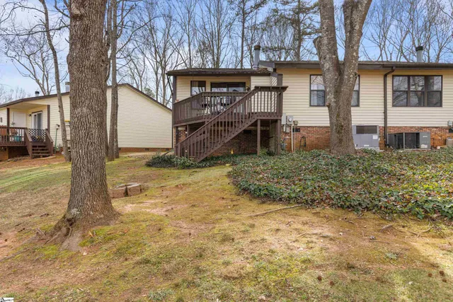 $235,000 | 9 C Hollywoods Lane, Simpsonville, SC 29681