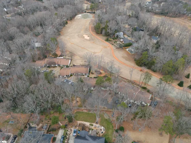 $235,000 | 9 C Hollywoods Lane, Simpsonville, SC 29681