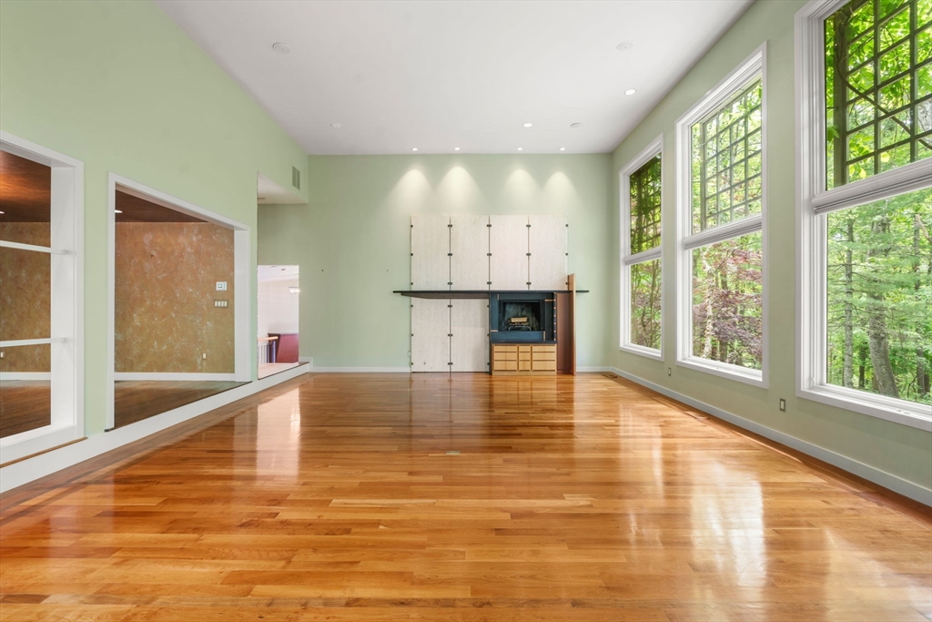 44 Maple Street Sherborn, MA 01770 - Photo 12 of 41