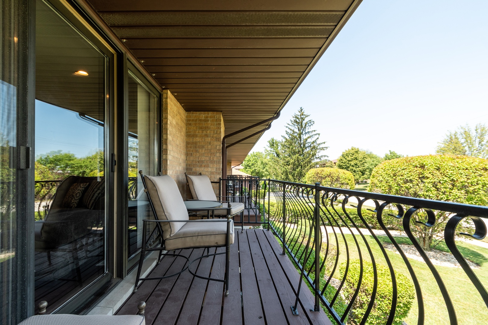 16046 Eagle Ridge Drive Tinley Park, IL 60477 - Photo 13 of 14 a balcony with wooden floor
