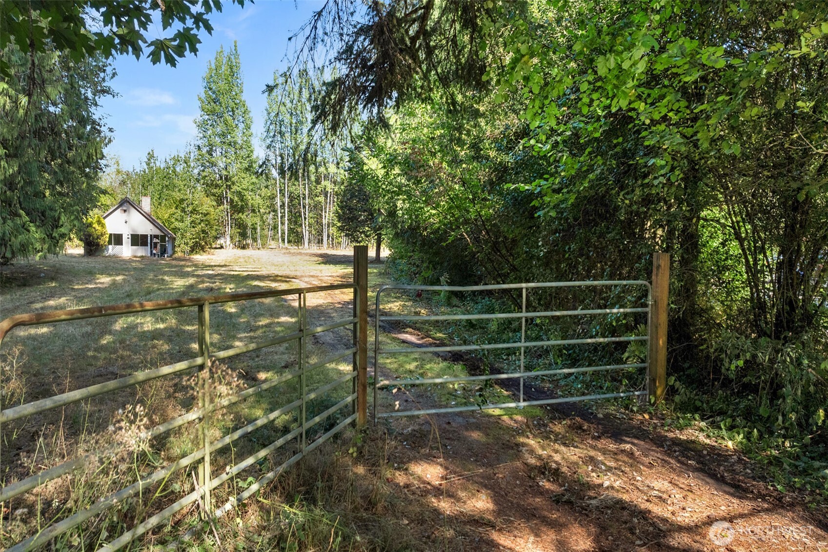8707 Robe Menzel Road Granite Falls, WA 98252 - Photo 2 of 16 Gallery Image 2