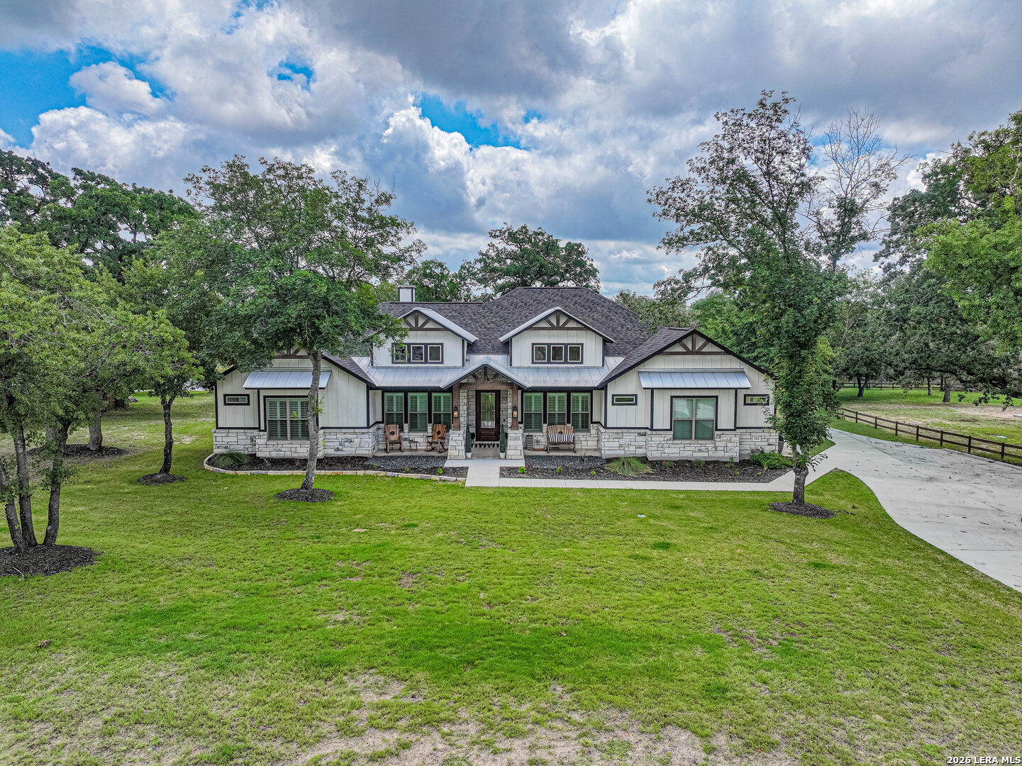 153 Crescent Ridge Adkins, TX 78101 - Photo 3 of 50