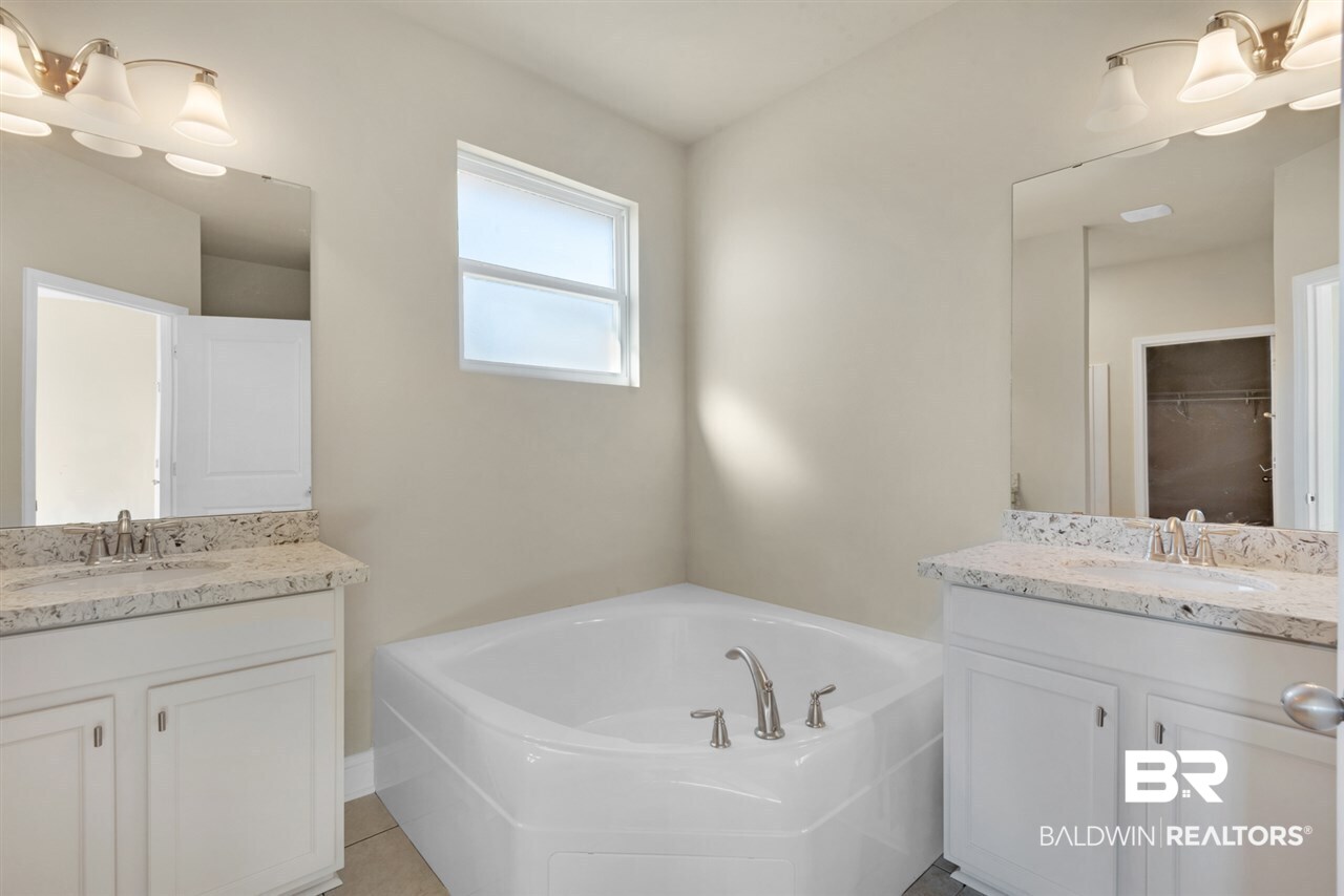 12525 Squirrel Drive Daphne, AL 36527 - Photo 25 of 44