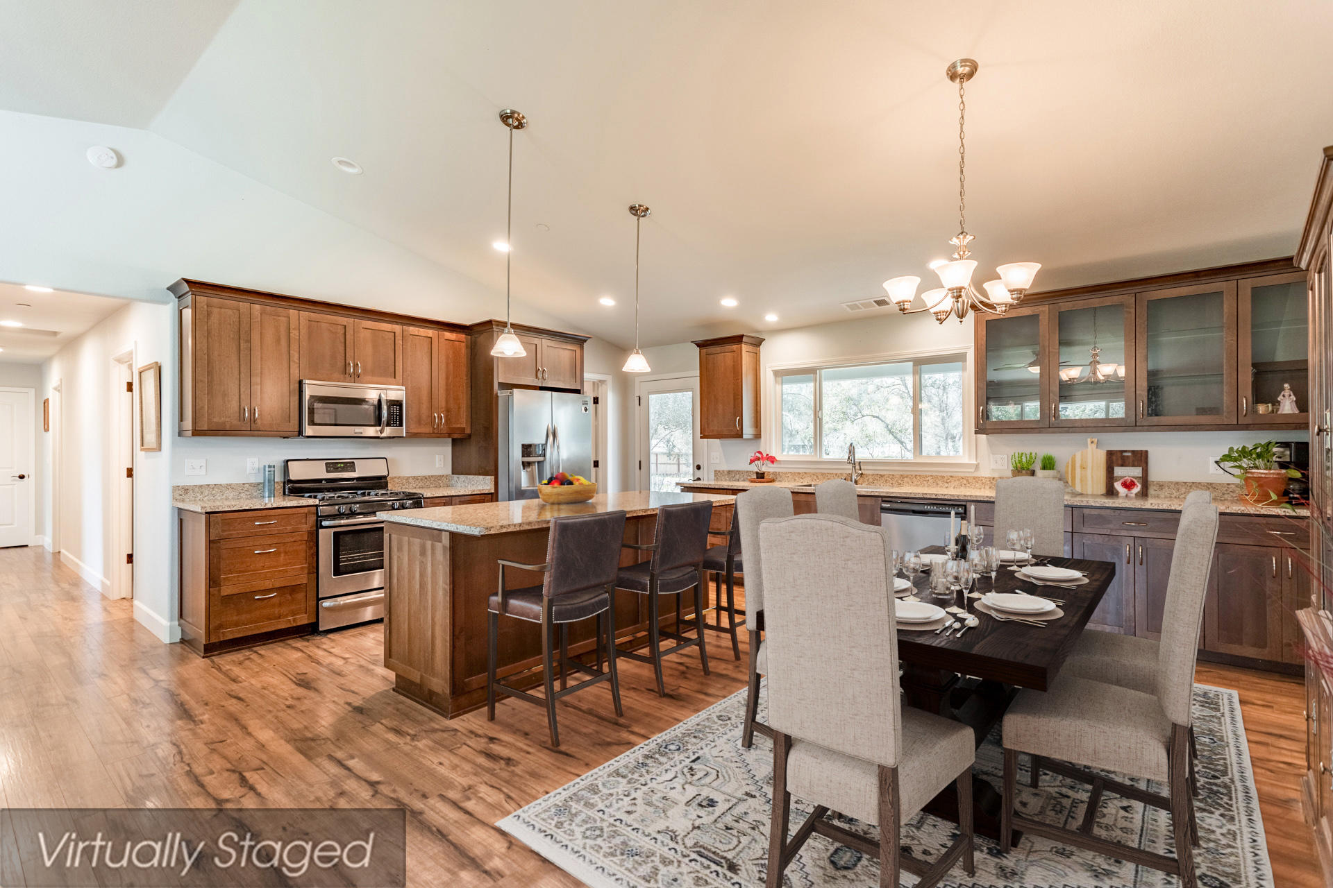 20 Kitchen_staged