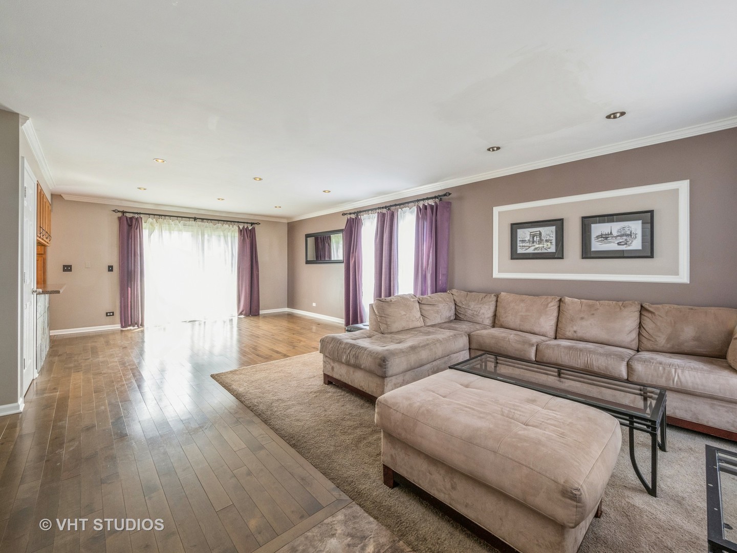 411 Ashfork Trail Cary, IL 60013 - Photo 4 of 25 a living room with furniture and a couch