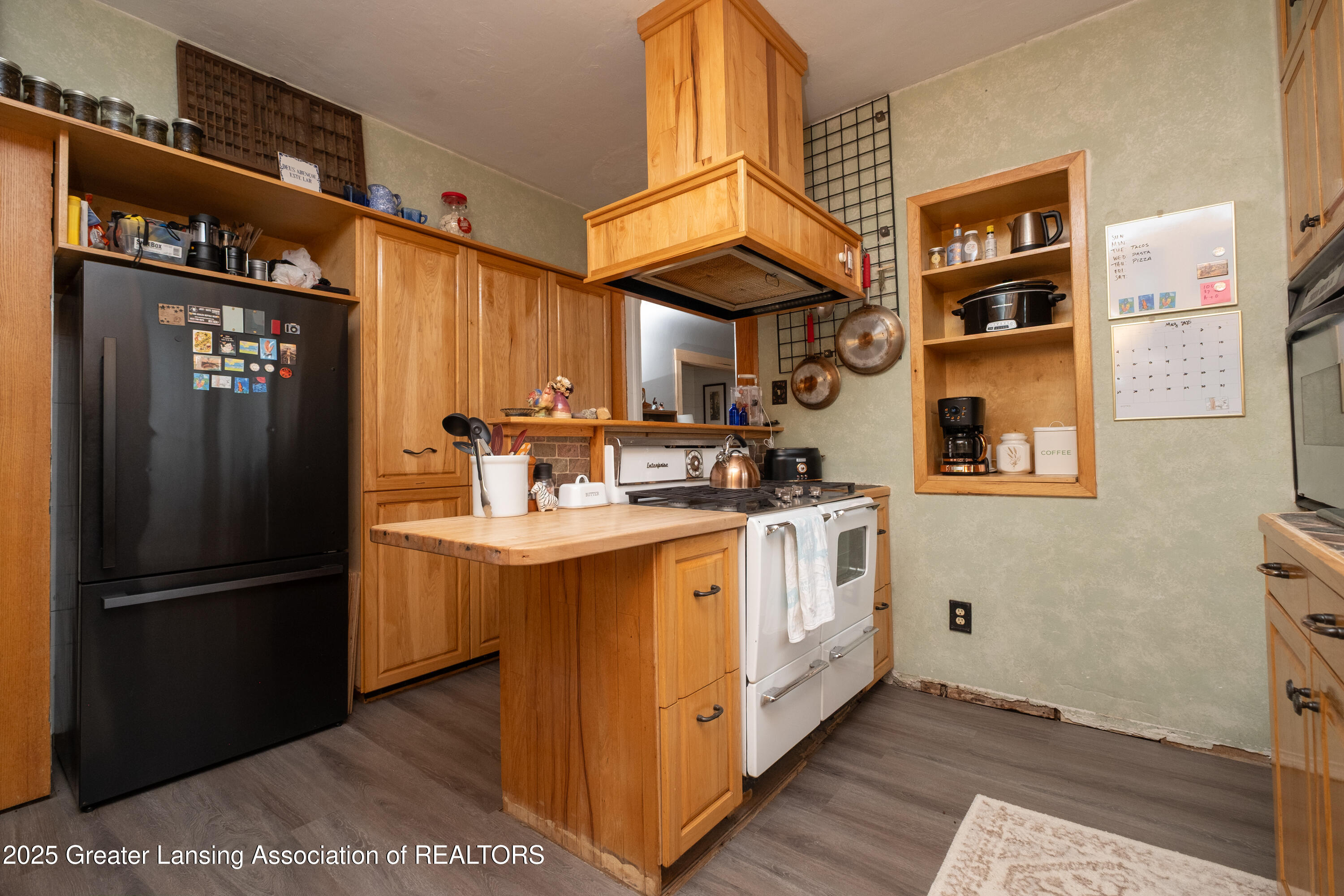 7761 West Herbison Road Dewitt, MI 48820 - Photo 15 of 61 7761_W_Herbison-1031